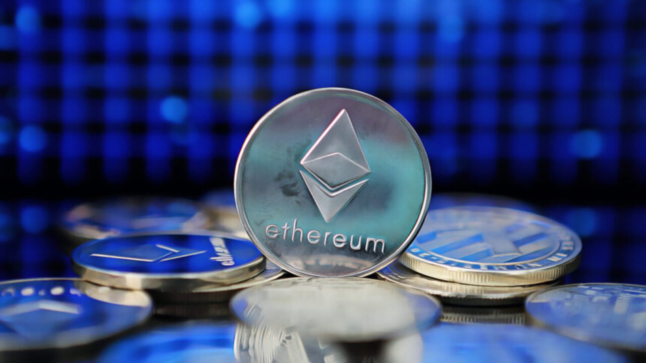 Ethereum Cryptocurrency Smart Contracts & Blockchain.